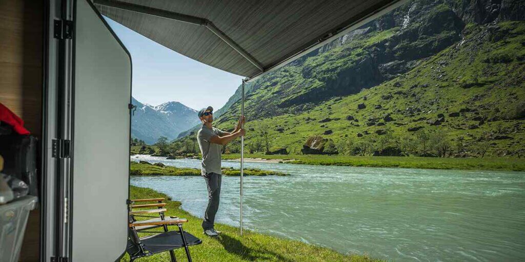 are retractable awnings waterproof